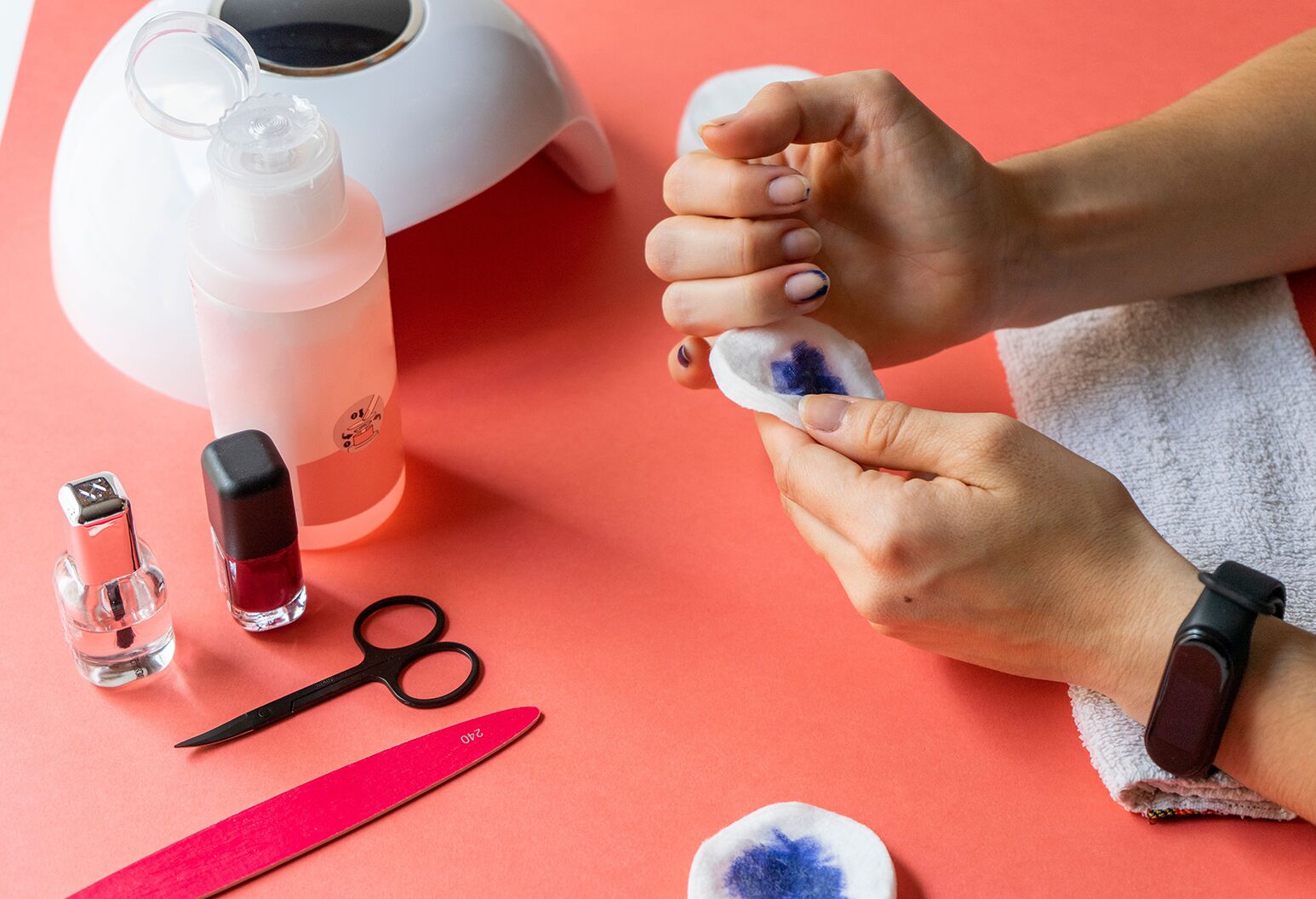 Acetone vs Non Acetone Remover Which Is Right? 8 Nail Polish Remover: What Is Acetone? | The Well by Northwell