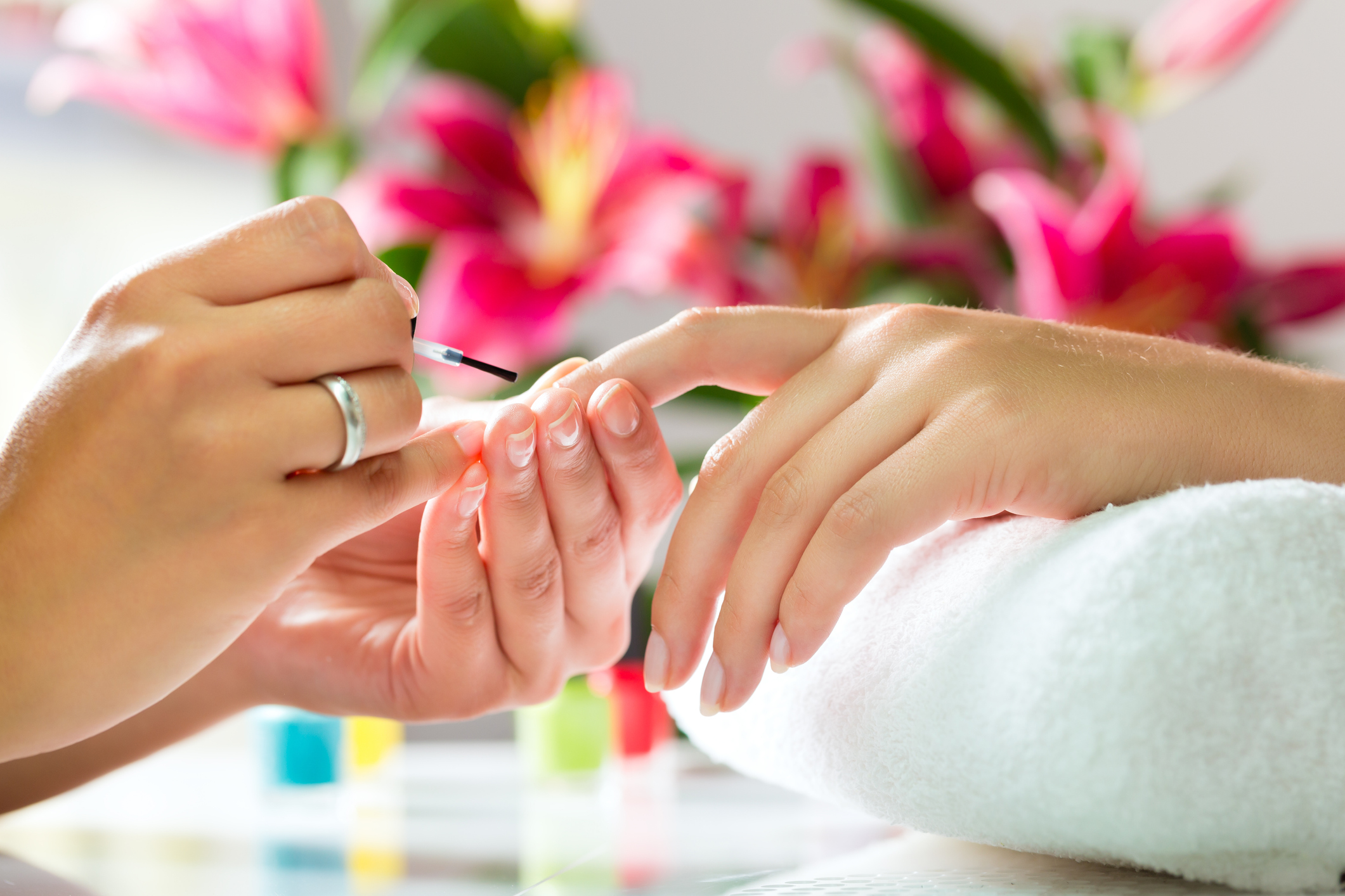 How To Make Your At Home Manicure Last For Weeks 10 Here's How To Preserve Your Manicure Fresh Out of the Nail Salon - Newport Nails