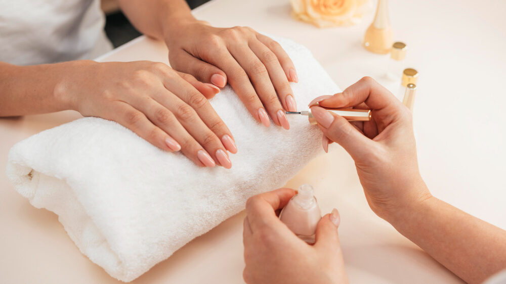 Your Ultimate Weekly Nail Care Routine At Home 6 The Ultimate Nail Care Routine: How to Use Nail Serum for Best Results