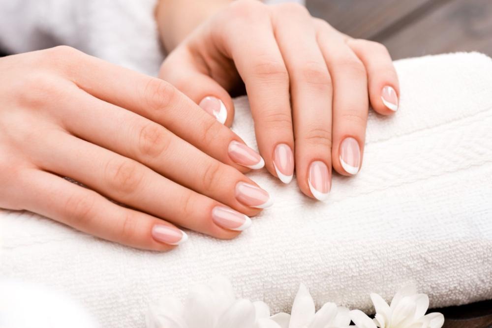 Why Are My Nails Peeling? 8 Common Causes and Fixes 10 Self-Care for Your Nails: January Nail Care Routine – BETIFNAIL